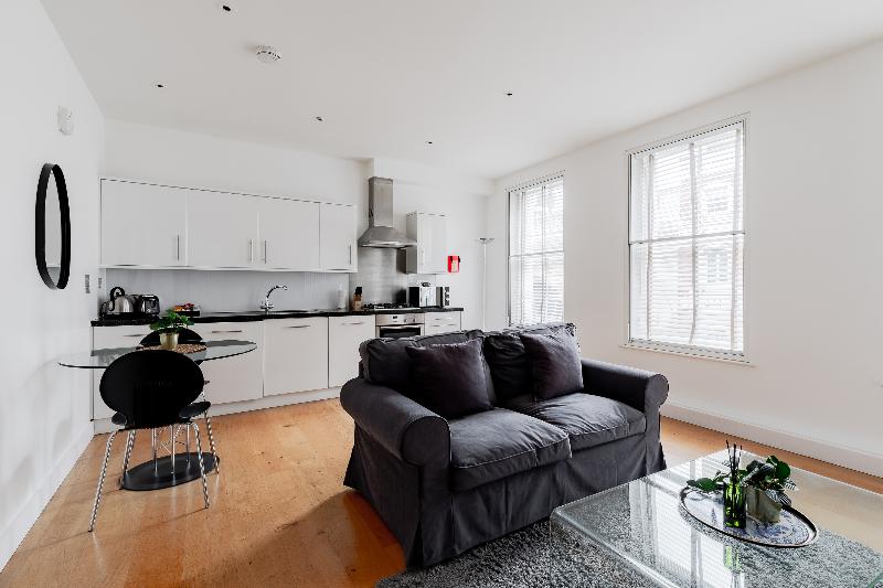 Excel Apartments Ltd - Oda