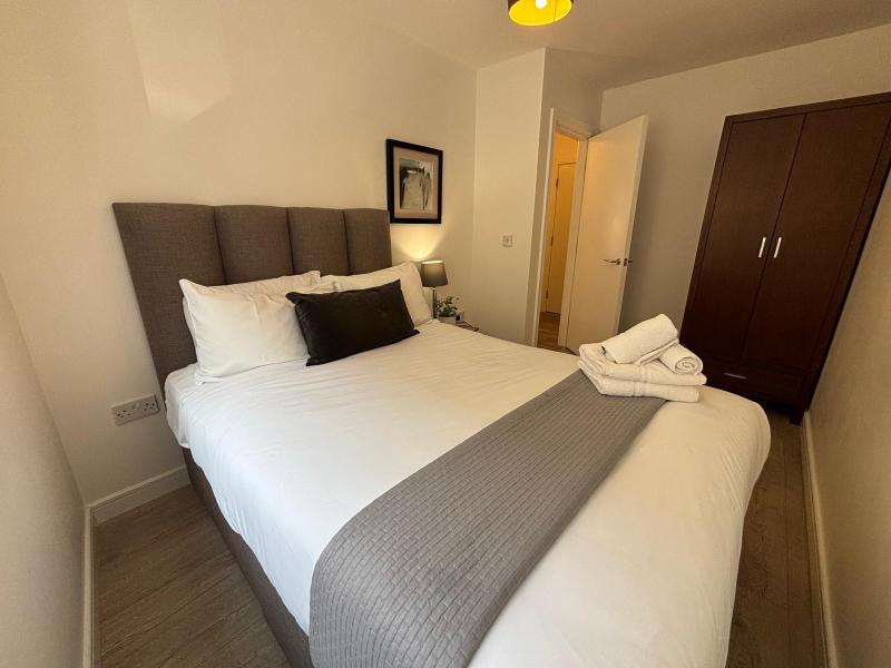 Excel Apartments Ltd - Oda