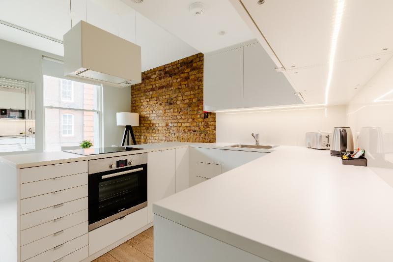 Excel Apartments Ltd - Oda