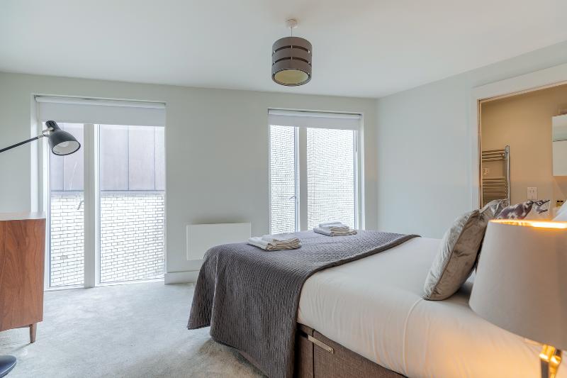 Excel Apartments Ltd - Oda
