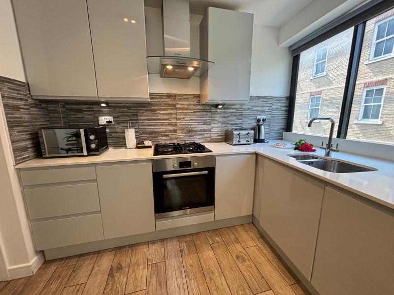 Excel Apartments Ltd - Oda