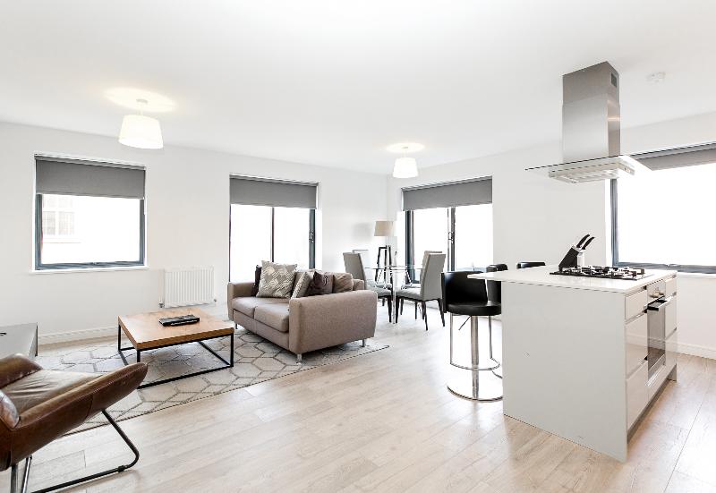 Excel Apartments Ltd - Oda