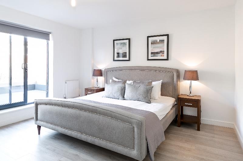 Excel Apartments Ltd - Oda