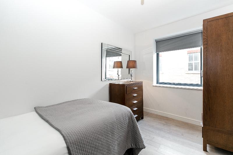 Excel Apartments Ltd - Oda