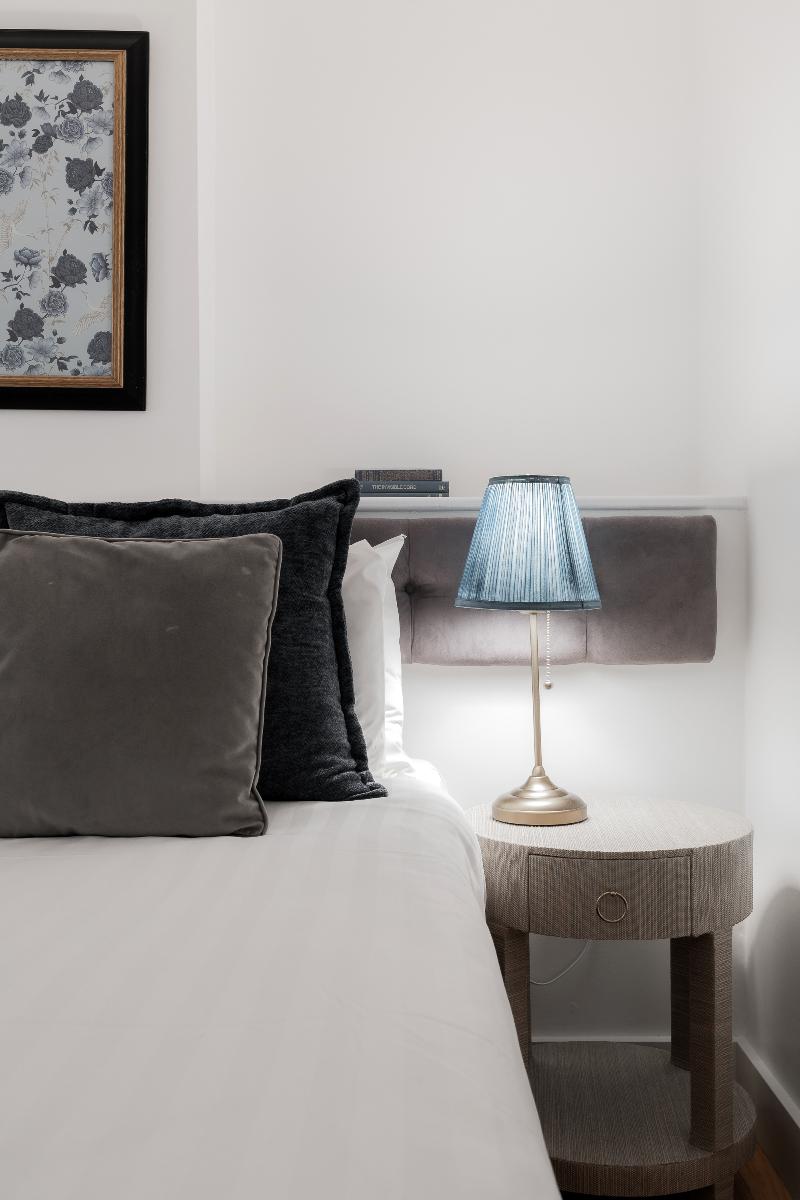 Excel Apartments Ltd - Oda
