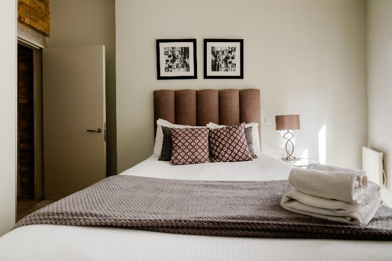 Excel Apartments Ltd - Oda