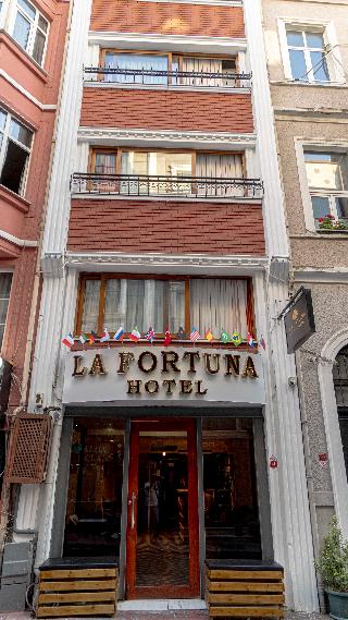 La Fortuna Hotel