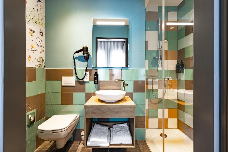Holiday Inn - The Niu, Pax Berlin Airport, by IHG - Oda