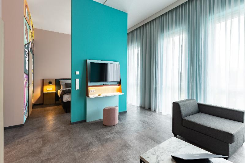 Holiday Inn - The Niu, Pax Berlin Airport, by IHG - Oda