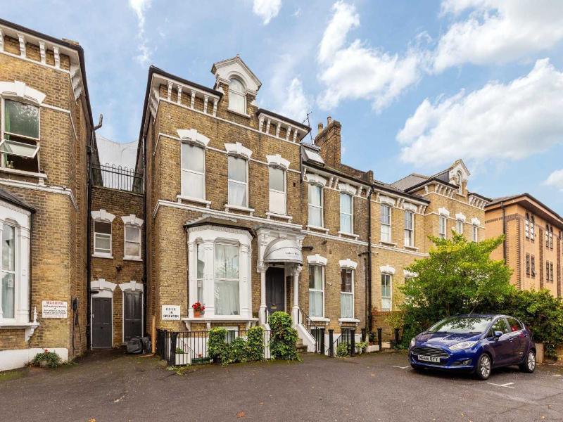 Amhurst Hotel - Genel