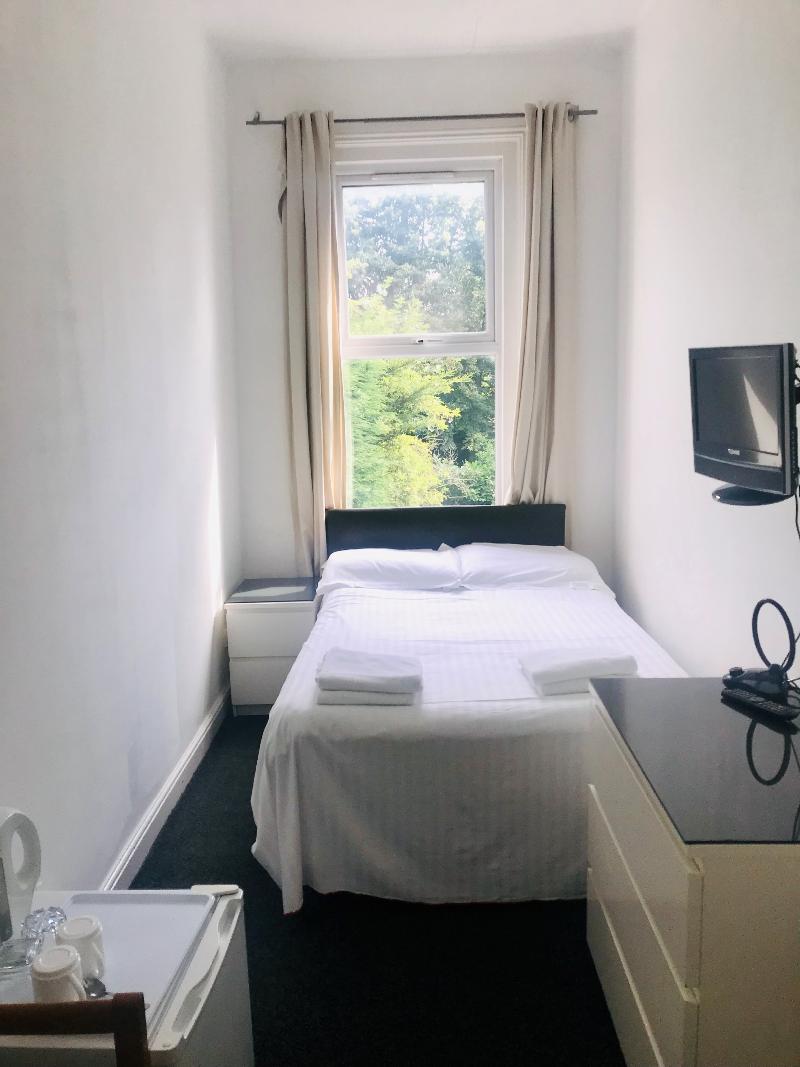 Amhurst Hotel - Oda