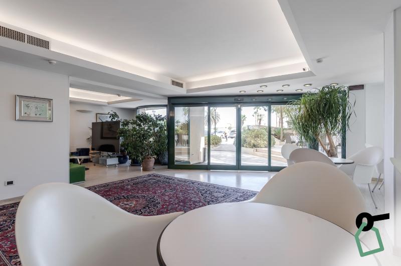 Hotiday Room Collection – Giulianova - Lobi