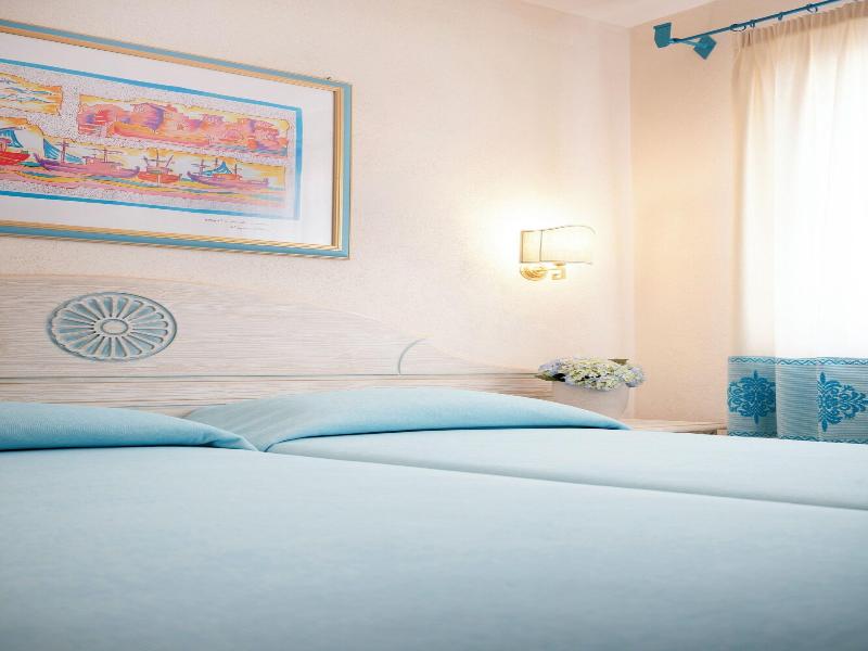 Hotiday Room Collection - Baja Sardinia - Oda