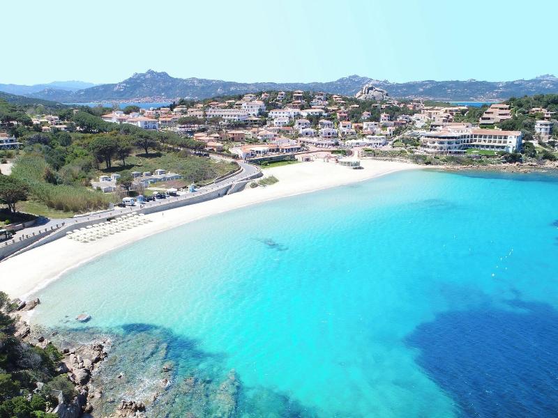 Hotiday Room Collection - Baja Sardinia - Plaj