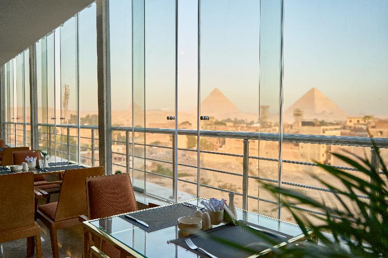 Pyramids Plateau Hotel - Genel