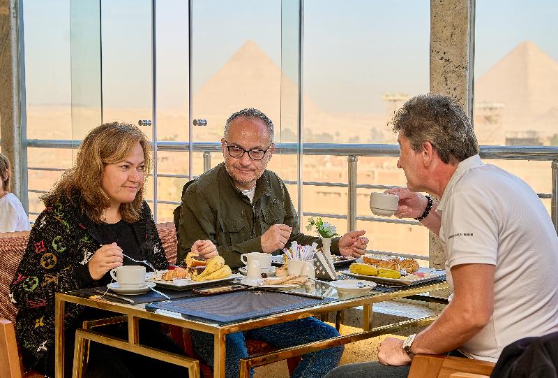 Pyramids Plateau Hotel - Restoran