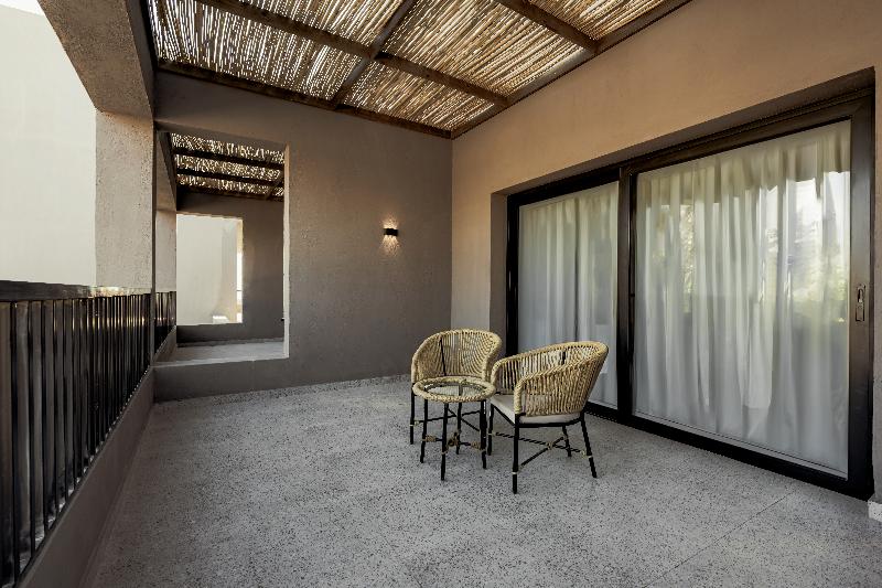 Sentido Naga Bay - Oda