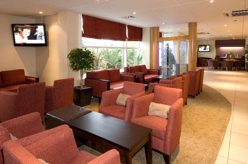 Premier Inn Manchester M56/J6 Runger Lane South - Bar