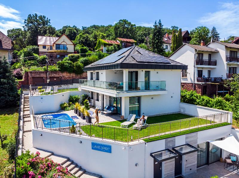 Lake Spirit Boutique Apartments - Genel