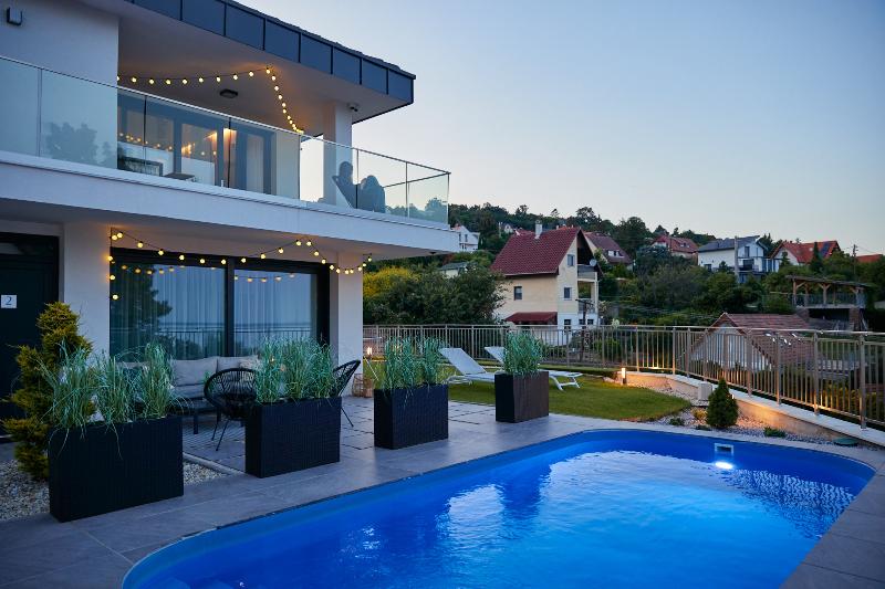 Lake Spirit Boutique Apartments - Havuz