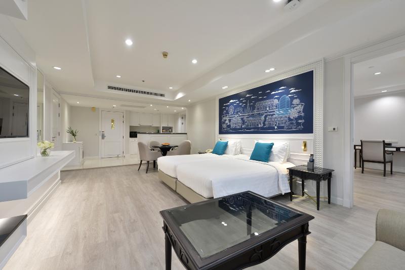 Centre Point Plus Hotel Silom - Oda