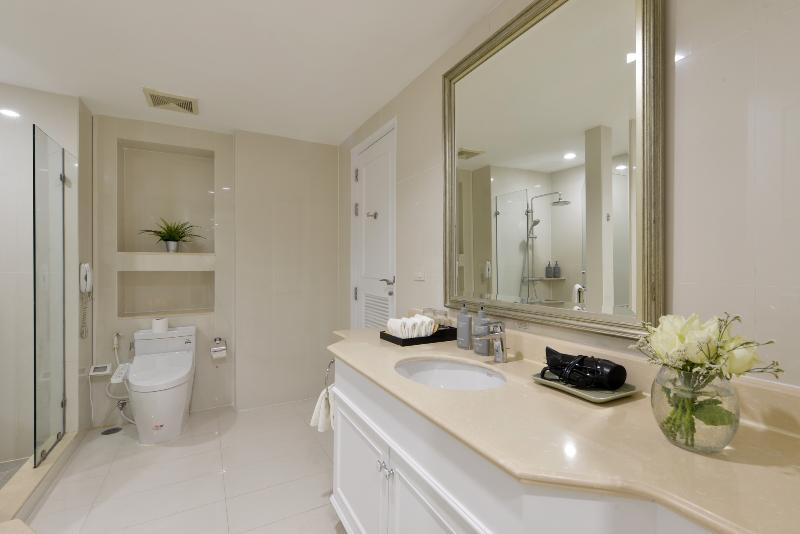 Centre Point Plus Hotel Silom - Oda