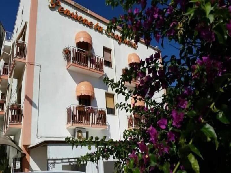 La Scogliera Hotel Boutique - Genel