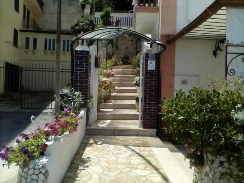 La Scogliera Hotel Boutique - Genel