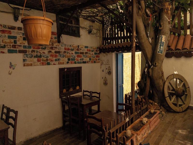 Tarihi Rum Konağı Antikhan - Genel