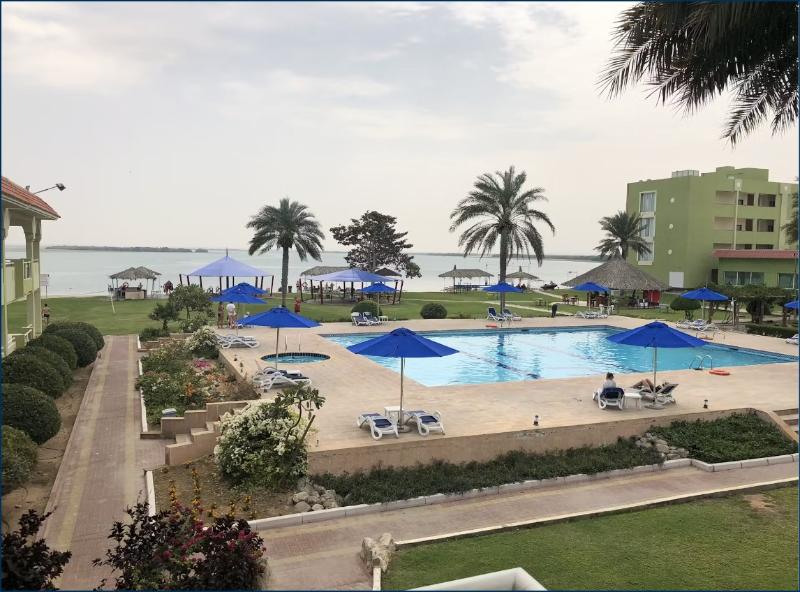 Flamingo Beach Hotel - Havuz