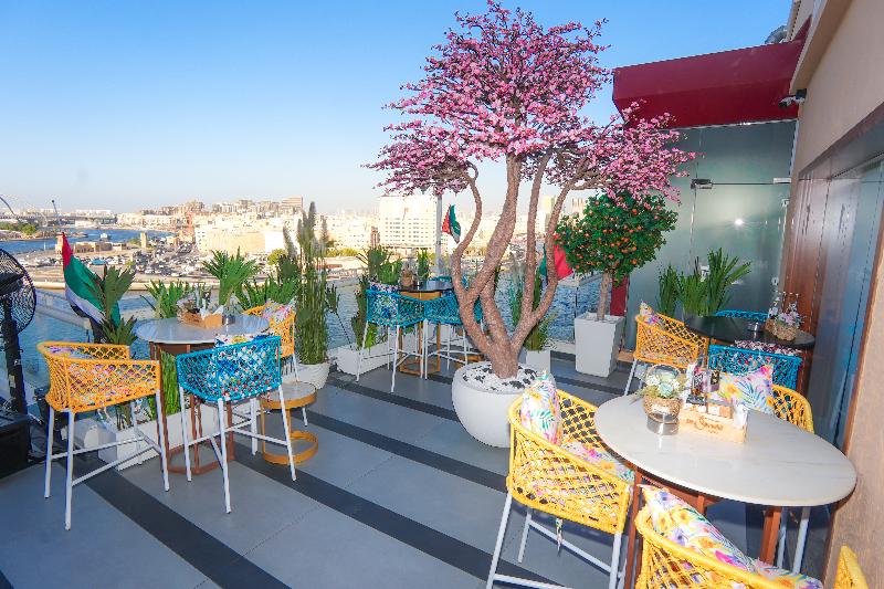 Concorde Creek View Hotel - Teras