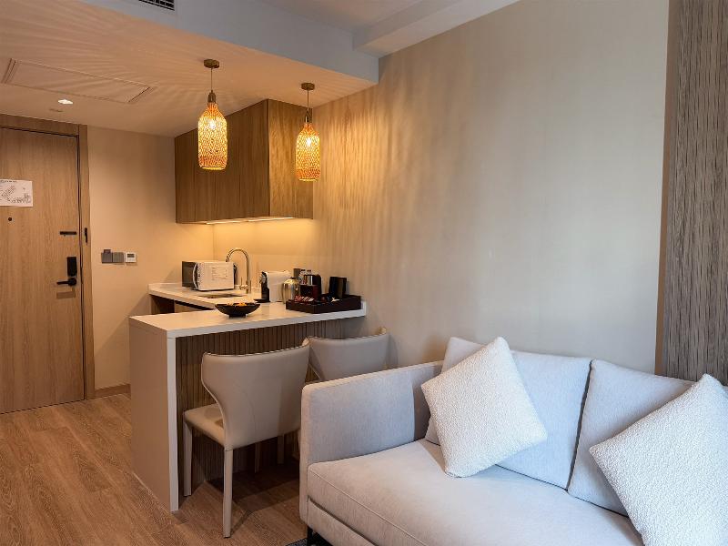 Laya Suites & Residences - Oda