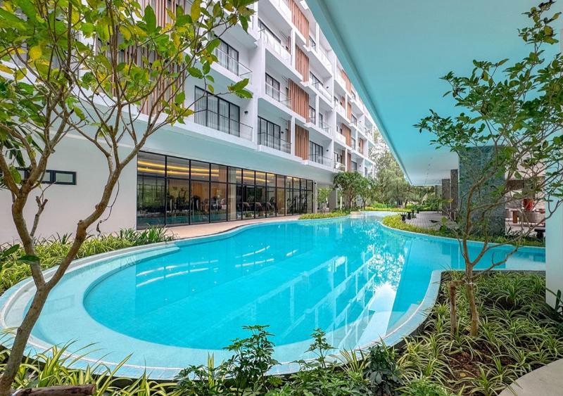Laya Suites & Residences - Havuz