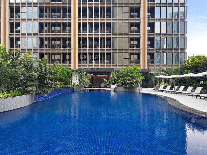 Swissotel Living Jakarta Mega Kuningan - Havuz