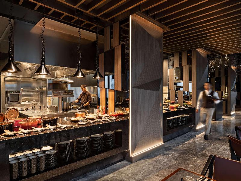 Swissotel Living Jakarta Mega Kuningan - Restoran