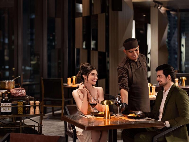 Swissotel Living Jakarta Mega Kuningan - Restoran