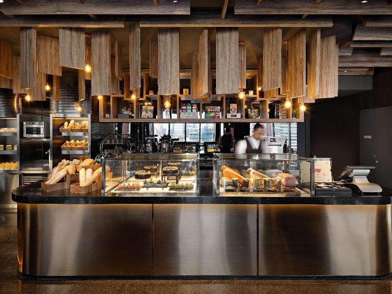 Swissotel Living Jakarta Mega Kuningan - Restoran