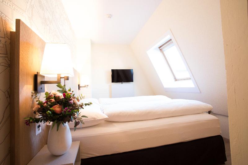 Kreuz Bern Modern City Hotel - Oda