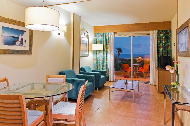 Elba Carlota Beach & Golf Resort - Oda