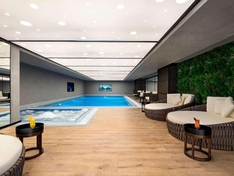 Novotel Residences Makkah - Havuz