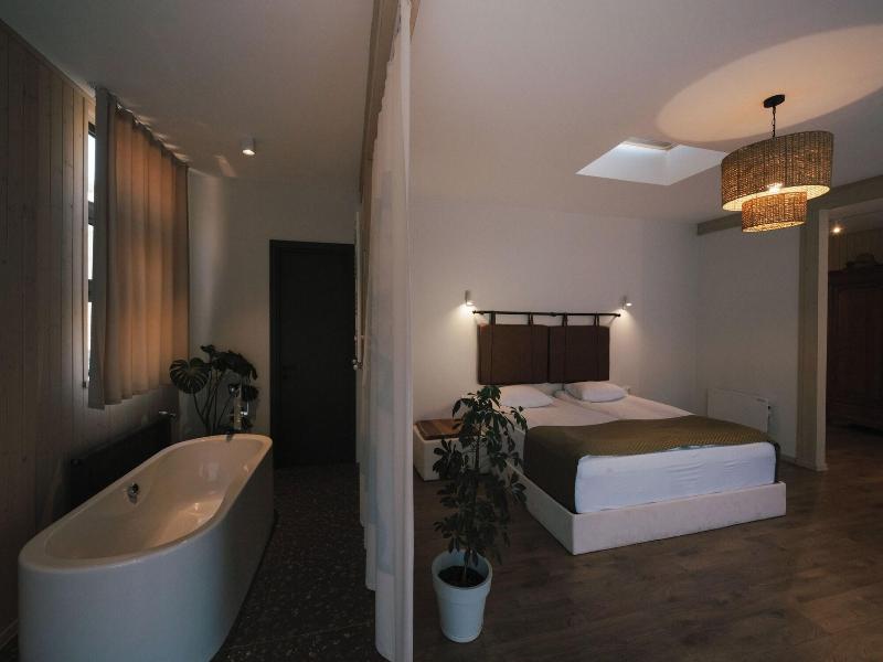 Kiketi Farm Hotel - Lobi