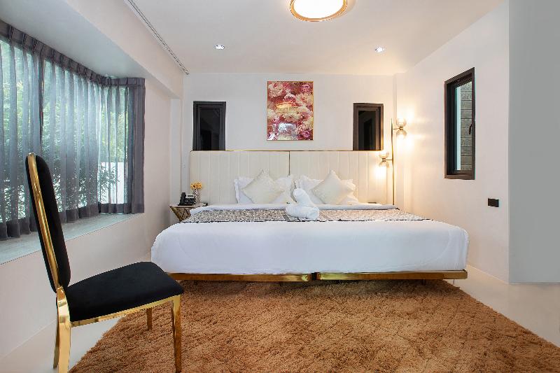 Nariya Bayfront Phuket - Oda
