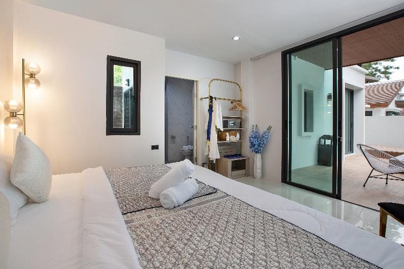 Nariya Bayfront Phuket - Oda