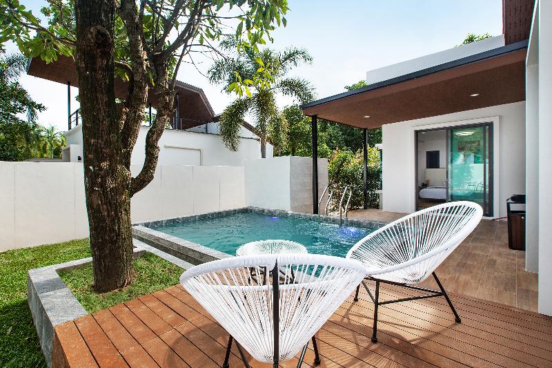 Nariya Bayfront Phuket - Oda