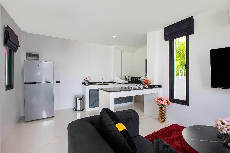 Nariya Bayfront Phuket - Oda