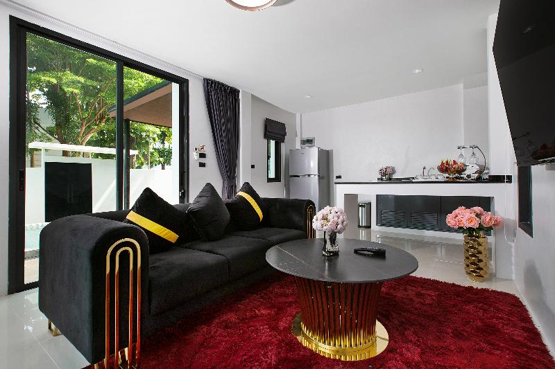 Nariya Bayfront Phuket - Oda
