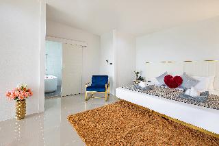 Nariya Bayfront Phuket fotoÄŸrafÄ±