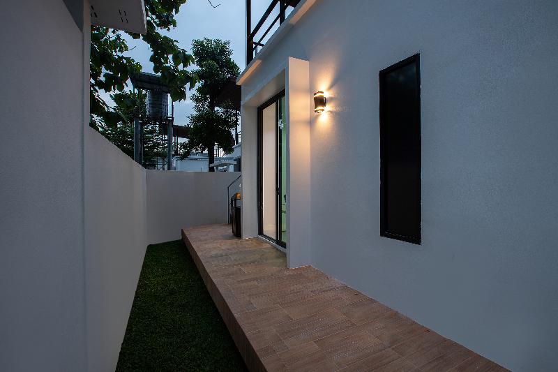 Nariya Bayfront Phuket - Oda