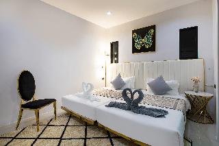 Nariya Bayfront Phuket fotoÄŸrafÄ±
