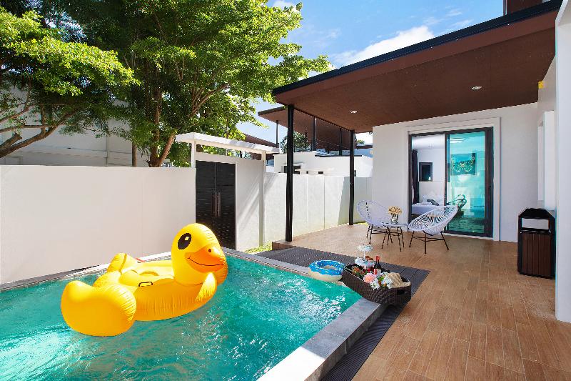 Nariya Bayfront Phuket - Oda
